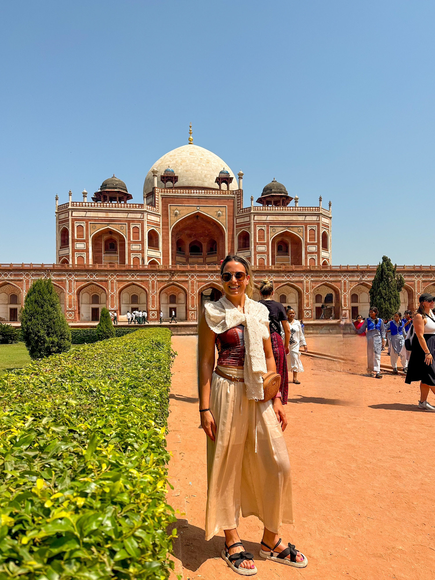 What to Wear in India as a Female Tourist (Style Guide & Packing List)